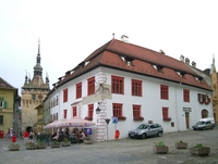  HAUS MIT DEM HIRSCHGEWEIH 